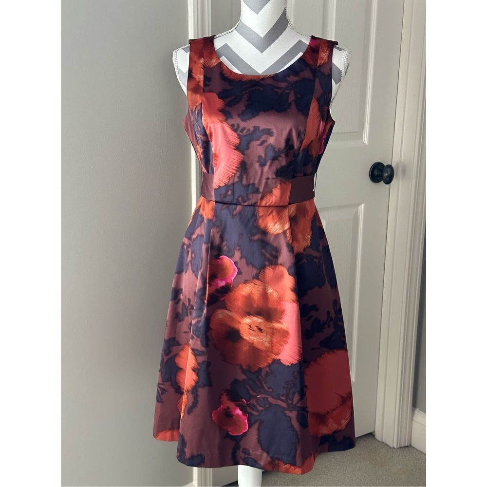 Beautiful sleeveless dress 